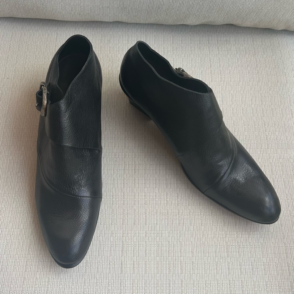 cydwoq Voyager Sleek Black Ankle Boots, size 11 - Picture 4 of 11